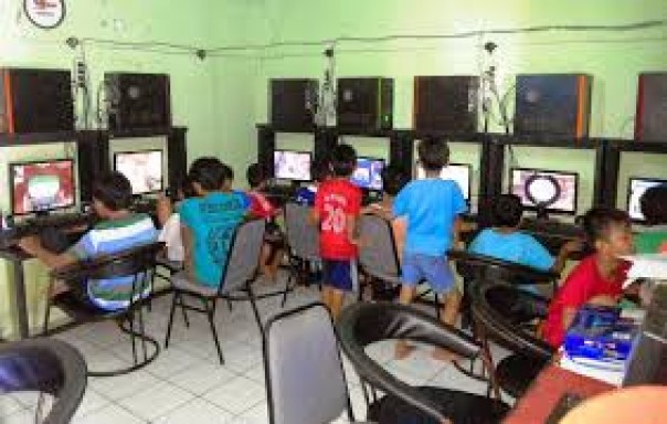 5-hal-yang-hanya-dialami-anak-warnet-angkatan-1990-an