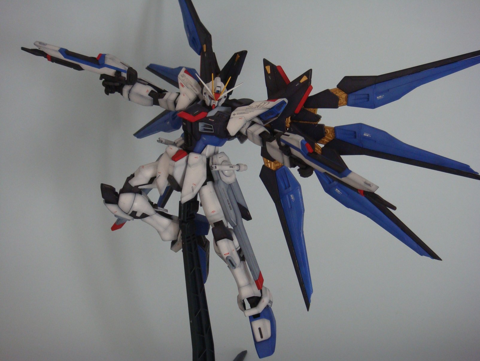 indonesia-makin-gila-nonton-kiki-cjr-ultah-harus-bayar-ratusan-ribu-rupiah