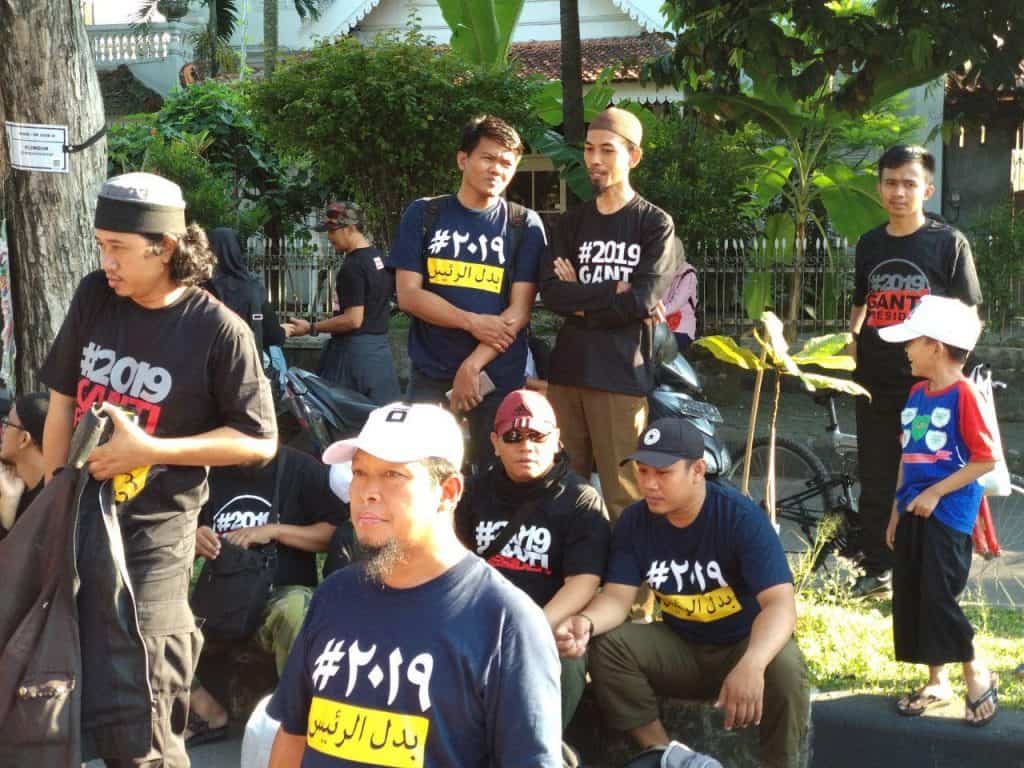 Gugatan Ditolak, HTI Ingatkan Bahaya Kapitalisme

