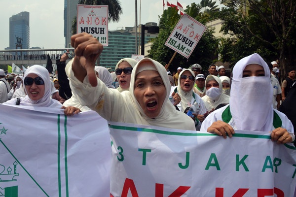 Tuntut Ahok Mundur dari Gubernur, FPI Dicemooh