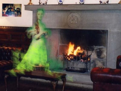 cerita hantu balas dendam yang terkenal