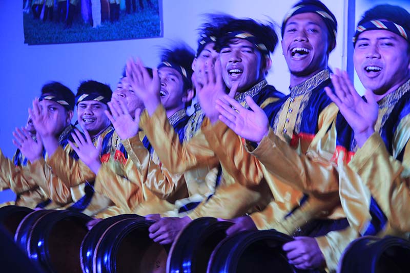 Tari Rapai Geleng dari Aceh yang unik