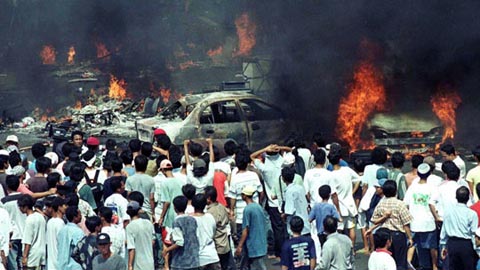 Mengenang 16 Tahun Tragedi MEI 1998