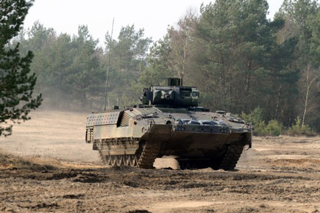 Puma IFV secara resmi diserahkan kepada Angkatan Bersenjata Jerman