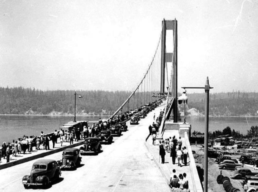 Tacoma Narrows, Jembatan Yang Bergoyang