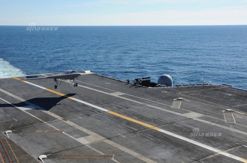 &#91;PIC&#93; X-47B In Action