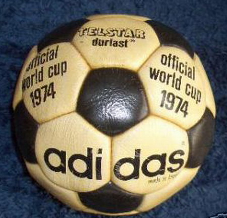 &#91;1930-2014&#93;==|||:::..Bola Resmi Piala Dunia dari Masa ke Masa..:::|||==Mana Bola Agan