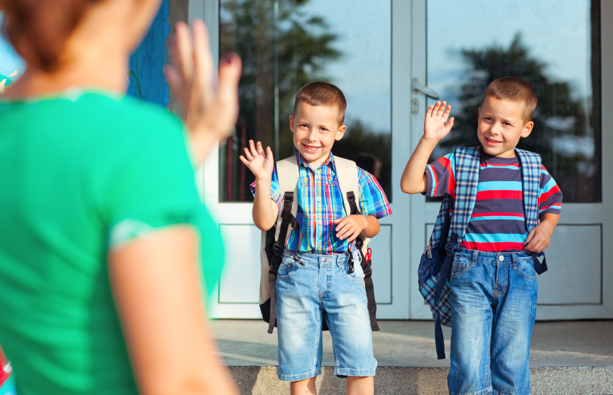 5 Cara Buat Anak Bebas Tangisan di Hari Pertama Sekolah