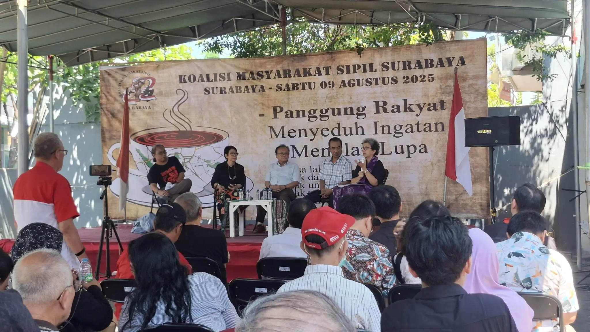 Koalisi Masyarakat Sipil Surabaya Menolak Penulisan Ulang Sejarah