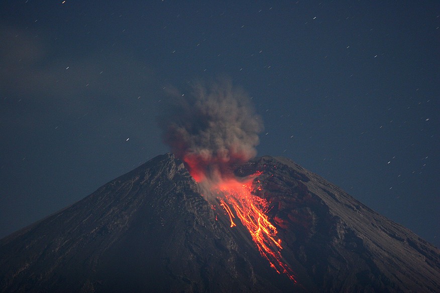 INI DIA 25 GUNUNG BERAPI DI INDONESIA KASKUS