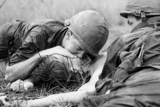10 Foto Perang Paling Menyedihkan