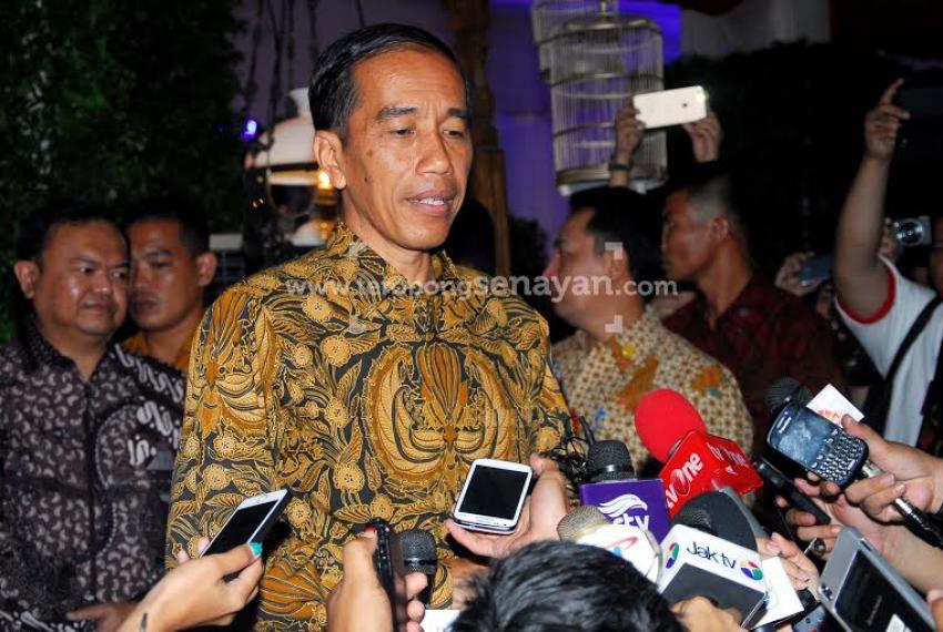 Rupiah Anjlok, DPR: Kok Kerja Pak Jokowi Lama Sekali