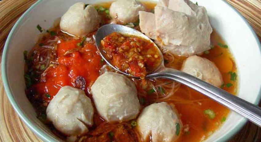 Bakso dan Jajanan Pasar Indonesia Laris Manis di Denmark