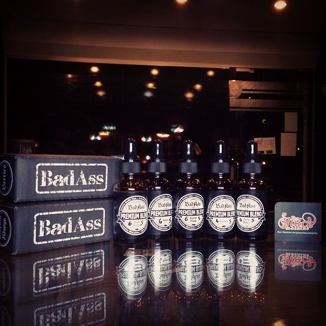 gerombolan-ahli-hisap-vapo