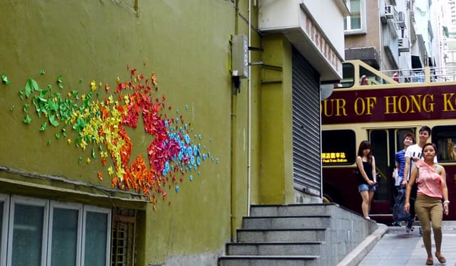 Origami Street Art oleh Mademoiselle Maurice