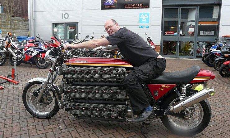 Pecahkan Rekor Dunia, Motor Kawasaki Bermesin 48 Silinder, Speechless Lihatnya Gan!