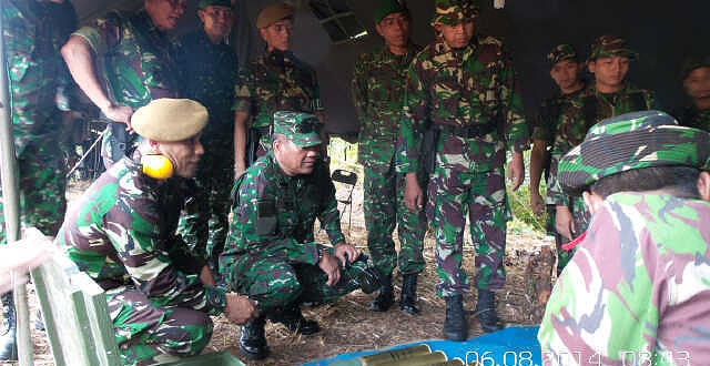 LATIHAN UJI COBA ALUTSISTA YONARMED 76/TARIK DAN YONKAV 5/SERBU 