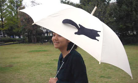 Payung keren walaupun musim hujan berakhir
