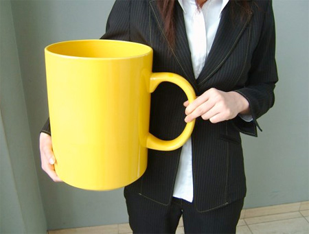 Design MUG yang akan menemani anda saat minum kopi.