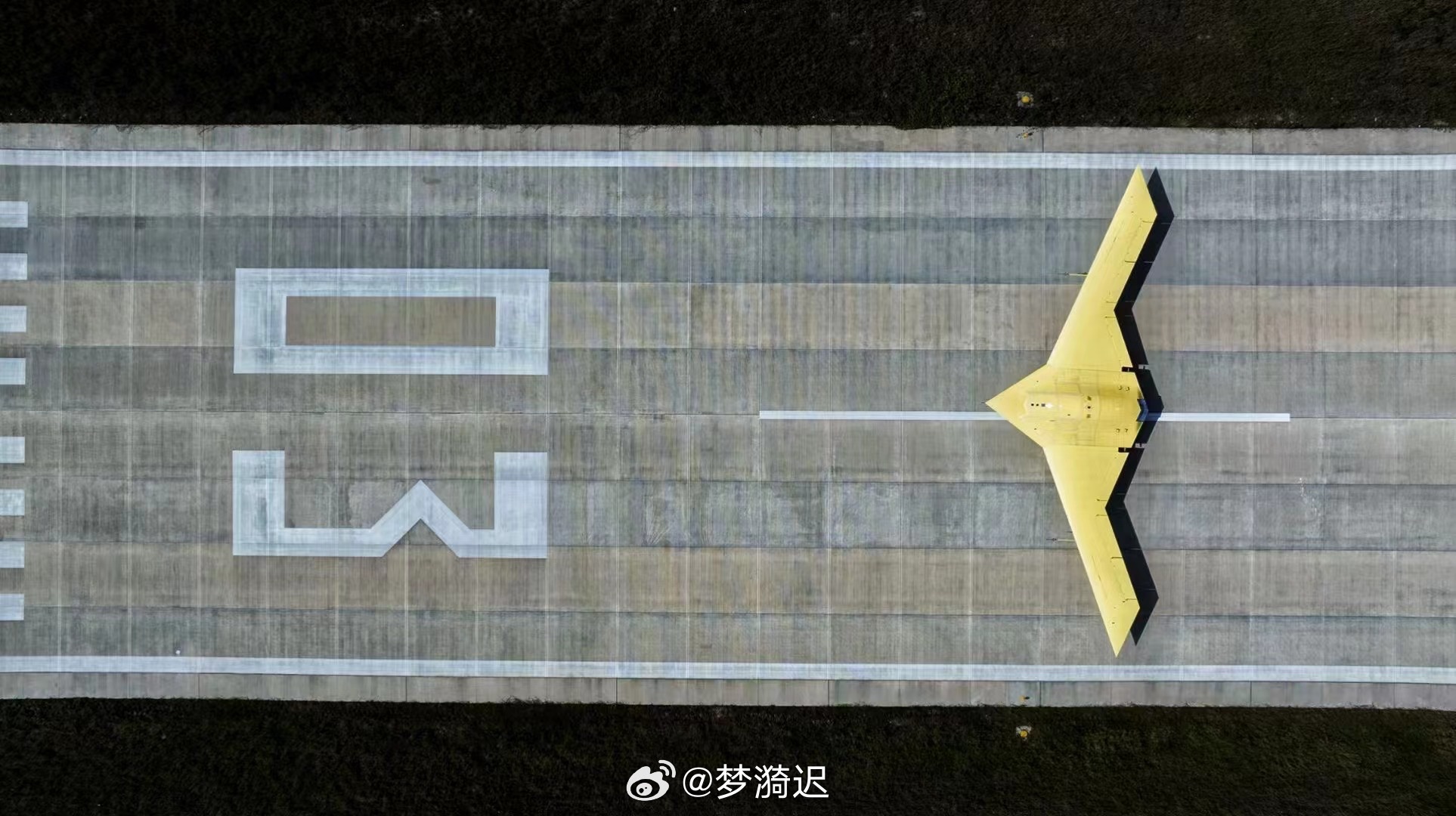 Debut GJ-11 "Mysterious Dragon" Drone Siluman Tiongkok