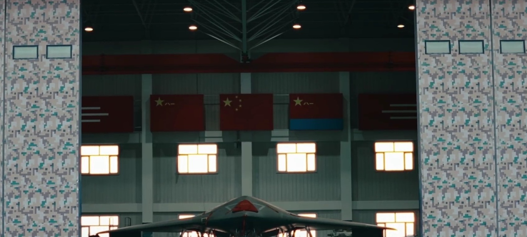 Debut GJ-11 "Mysterious Dragon" Drone Siluman Tiongkok