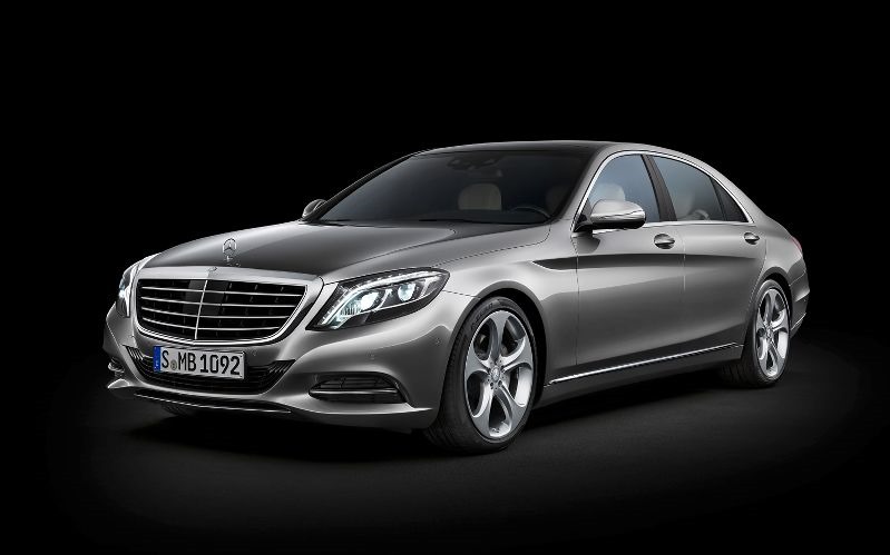 Sejarah, Perkembangan dan Buying Guide Mercedes-Benz di Indonesia