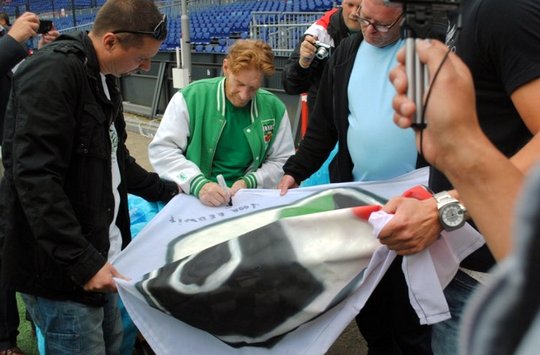 Permintaan Terakhir Seorang Supporter Feyenoord