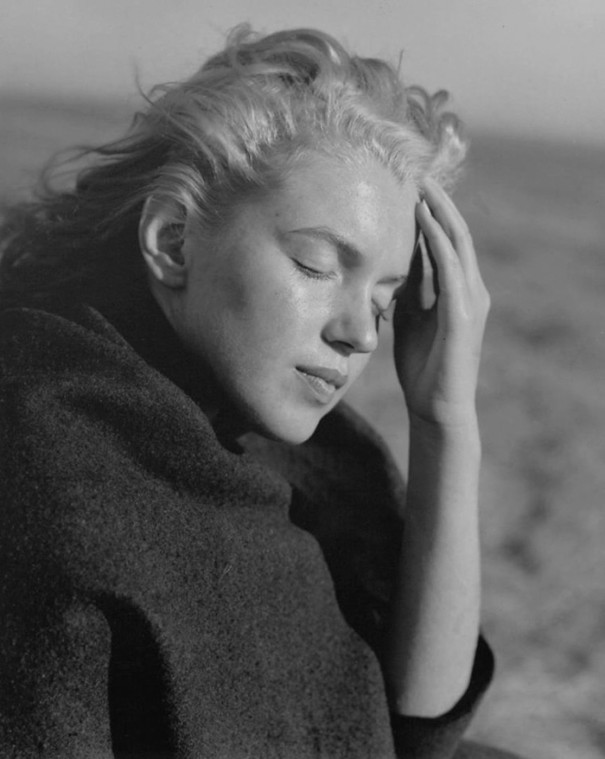 Foto Langka Marlyn Monroe saat Berusia 20 tahun (FANS MARLYN MONROE WAJIB MASUK)