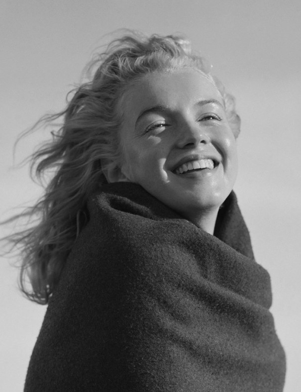 Foto Langka Marlyn Monroe saat Berusia 20 tahun (FANS MARLYN MONROE WAJIB MASUK)