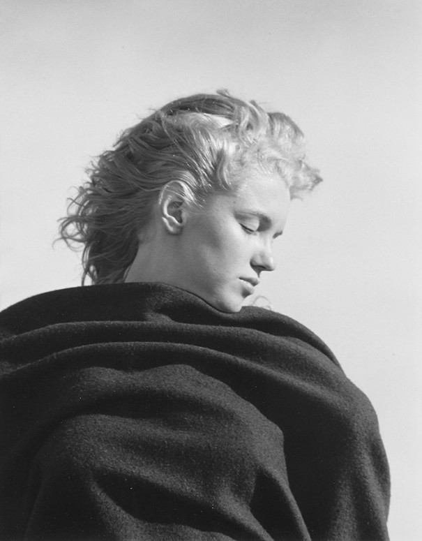 Foto Langka Marlyn Monroe saat Berusia 20 tahun (FANS MARLYN MONROE WAJIB MASUK)