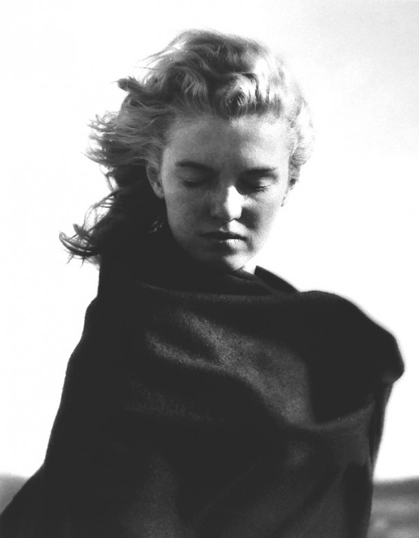 Foto Langka Marlyn Monroe saat Berusia 20 tahun (FANS MARLYN MONROE WAJIB MASUK)