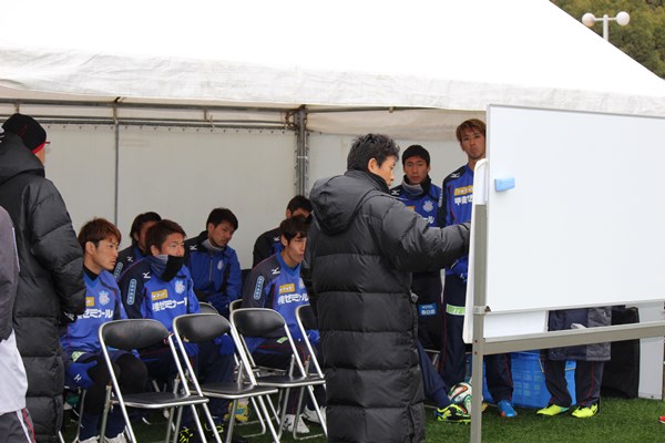 Irfan Bachdim Gabung Training Camp Ventforet Kofu