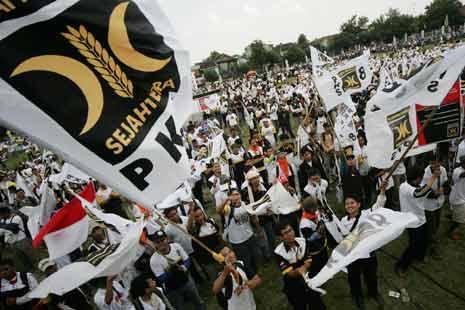 Partai Terbuka Tak Laku, PKS Ubah Strategi Politik