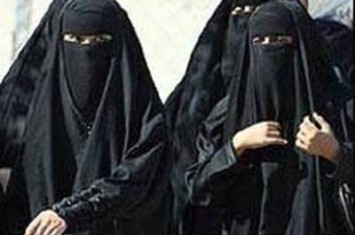 Ironi cadar dipakai koruptor sampai teroris