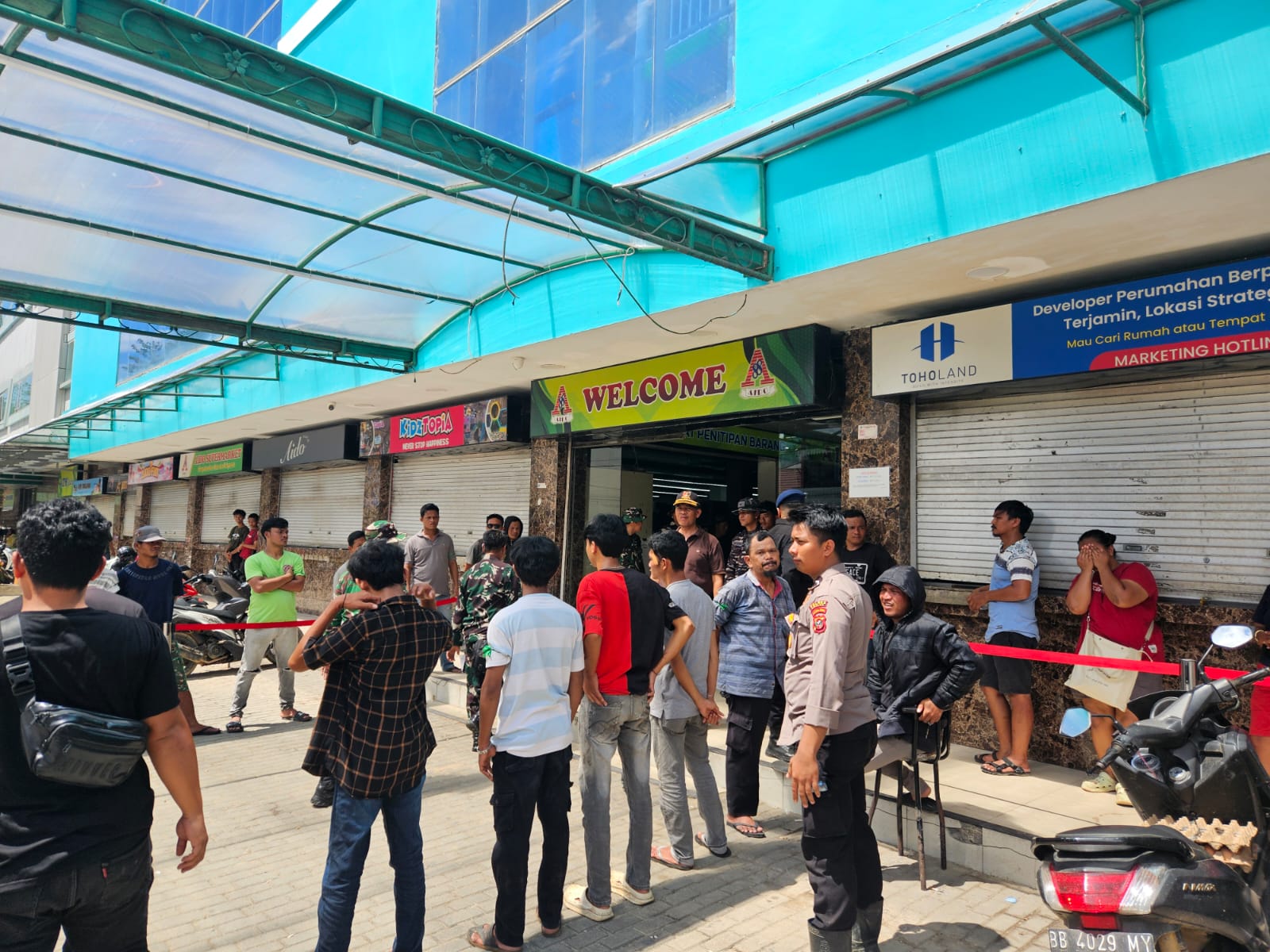 Pasca Penjarahan, Aparat Gabungan Perketat Pusat Perbelanjaan Di Sibolga