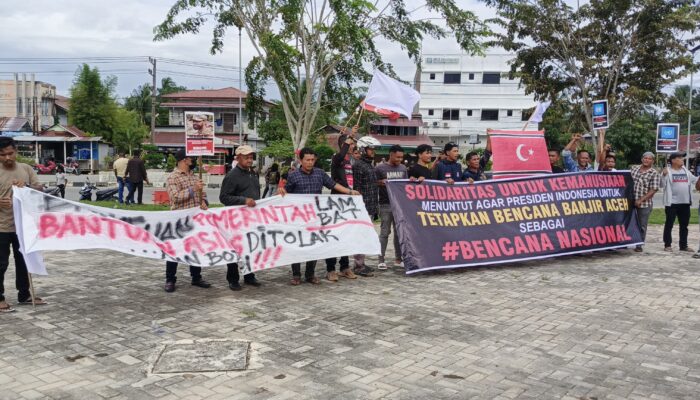  Tuntut Penetapan Bencana Nasional, Massa Aksi di Aceh Utara Ricuh dengan TNI
