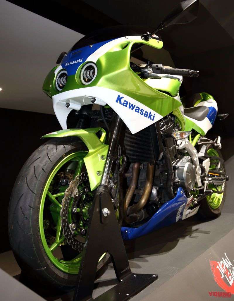 Ini Dia! Replika ZXR 750 H1 pada Z900 Hasil Builder dari Spanyol