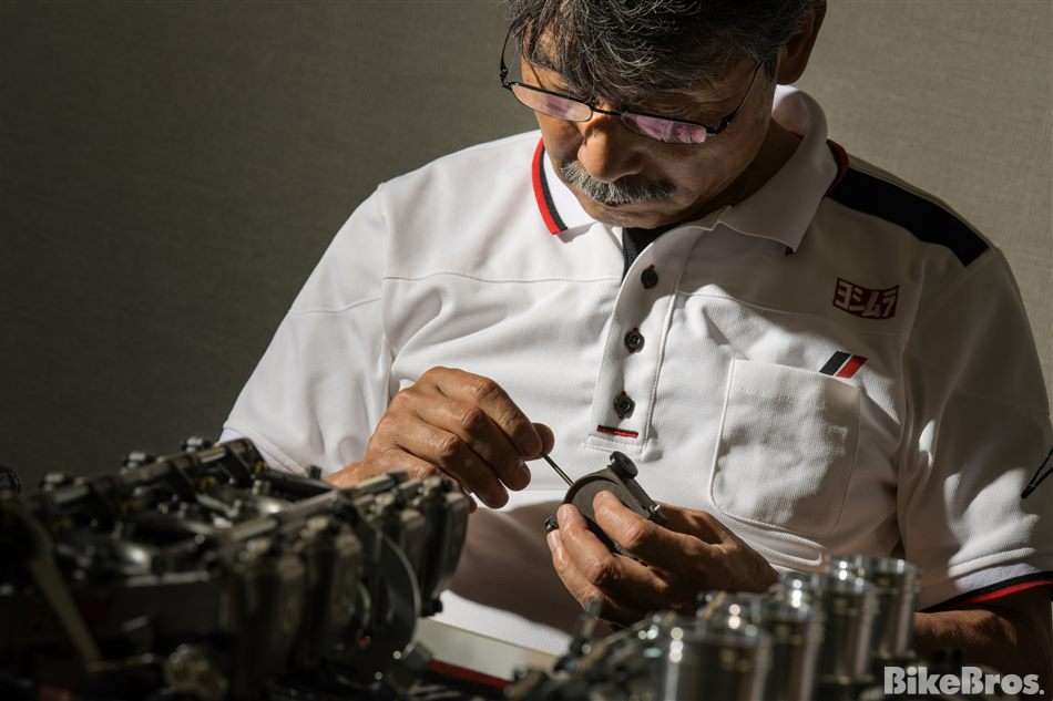 Ini Daya Tarik Karburator Racing TMR dan FCR Yoshimura yang tidak boleh kamu lewatkan