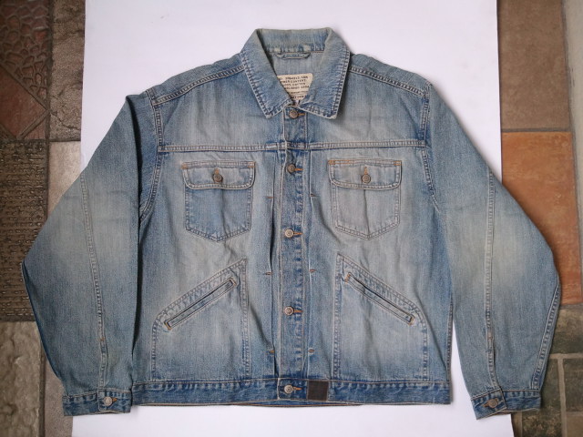JAKET DENIM , HOODIE UNIQLO , SWEATER TOPVALU, ROMPI..DLL KEREEN KEREEN..