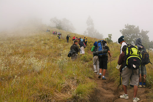 &#91;TRAVELISTA&#93; Menggapai Puncak Sang Dewi Anjani, Rinjani.