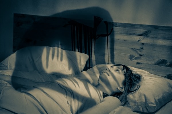 tidur-dihimpit-hantu-selama-10-tahun-bukan-sleeping-paralysis