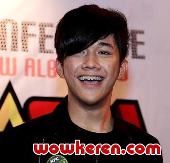 coba perhatikan bungkus frashcare gan (yang penasaran masuk)