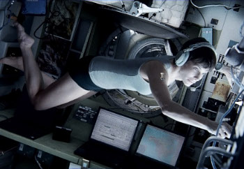 'Gravity' Sukses Kalahkan Rekor Bioskop 3D 'Avatar'