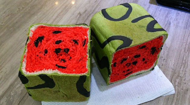 Uniknya Roti Tawar Persis Semangka di Taiwan Bikin Gemas