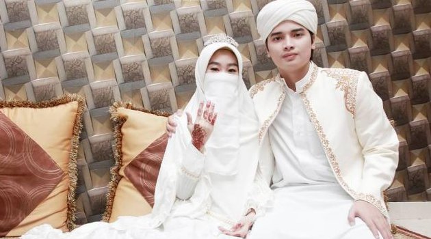 Pengantin Baru, Putra Ustad Arifin Ilham dan Istri Ternyata 'Cekcok' Soal Ini 