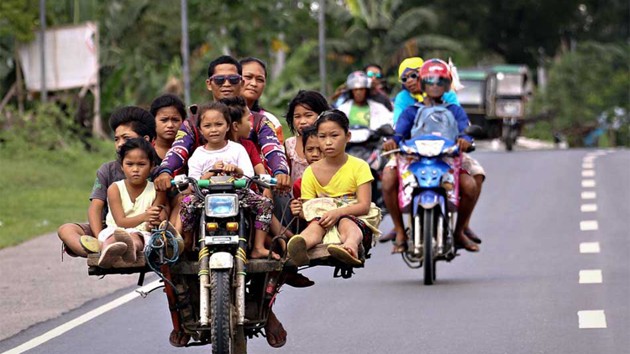 Nggak Hanya Ojek Online, Inilah 8 Ojek Unik yang Bisa Ditemukan di Indonesia