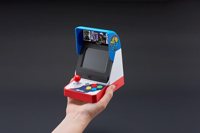 NEOGEO Mini: Mesin Arcade Hemat Tempat dengan 40 Judul Game Klasik