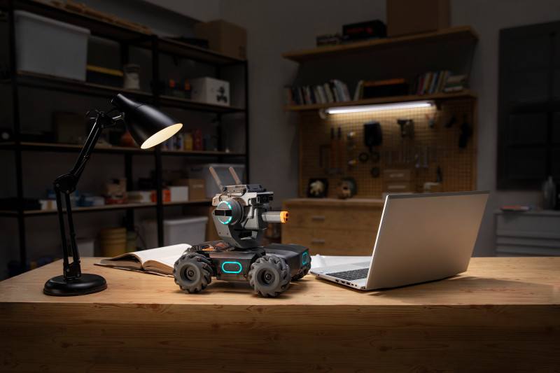 DJI RoboMaster S1: Robot Pertama DJI yang Diciptakan Untuk Sarana Edukasi