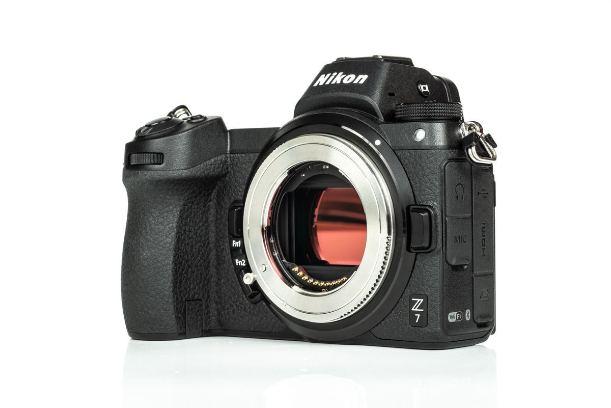 Techart TZE-O1: Adapter Lensa Sony ke Bodi Nikon Z dengan Autofokus