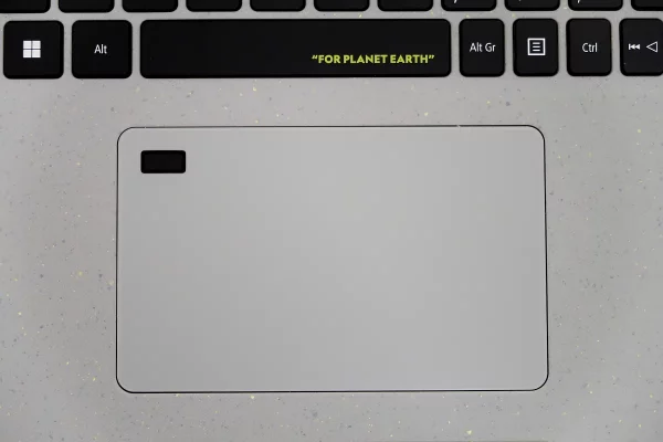 Review Acer Aspire Vero National Geographic Edition